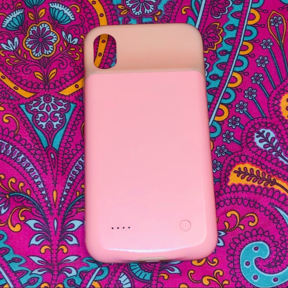 Lux Charging Case